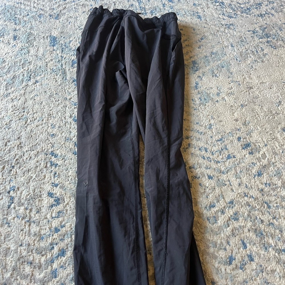 Lululemon Black Athletic Drawstring Pants Women's Size: 4 - Picture 2 of 6